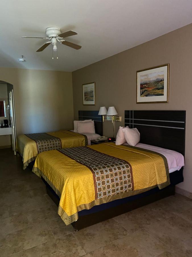 Motel Fresnos And