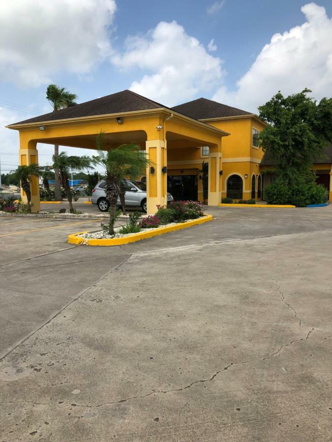 Motel Fresnos And 2*